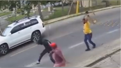 Hombre resulta gravemente herido tras recibir sillazo durante discusión en Moca