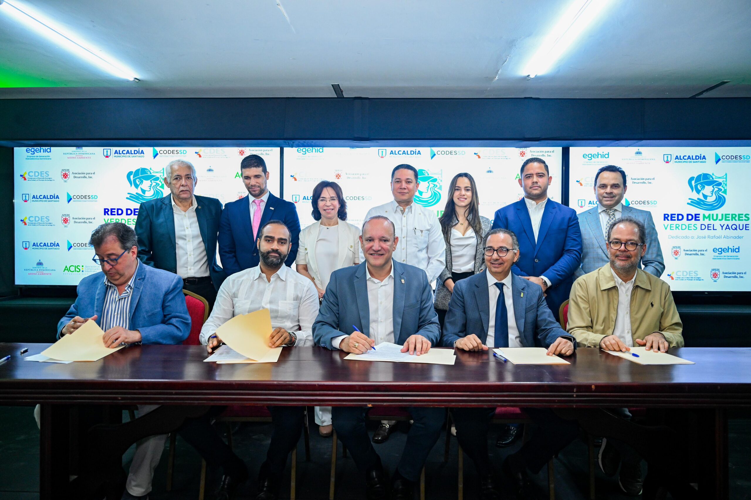 Ponen en marcha plan de rescate del río Yaque del Norte con enfoque en economía circular y liderazgo femenino