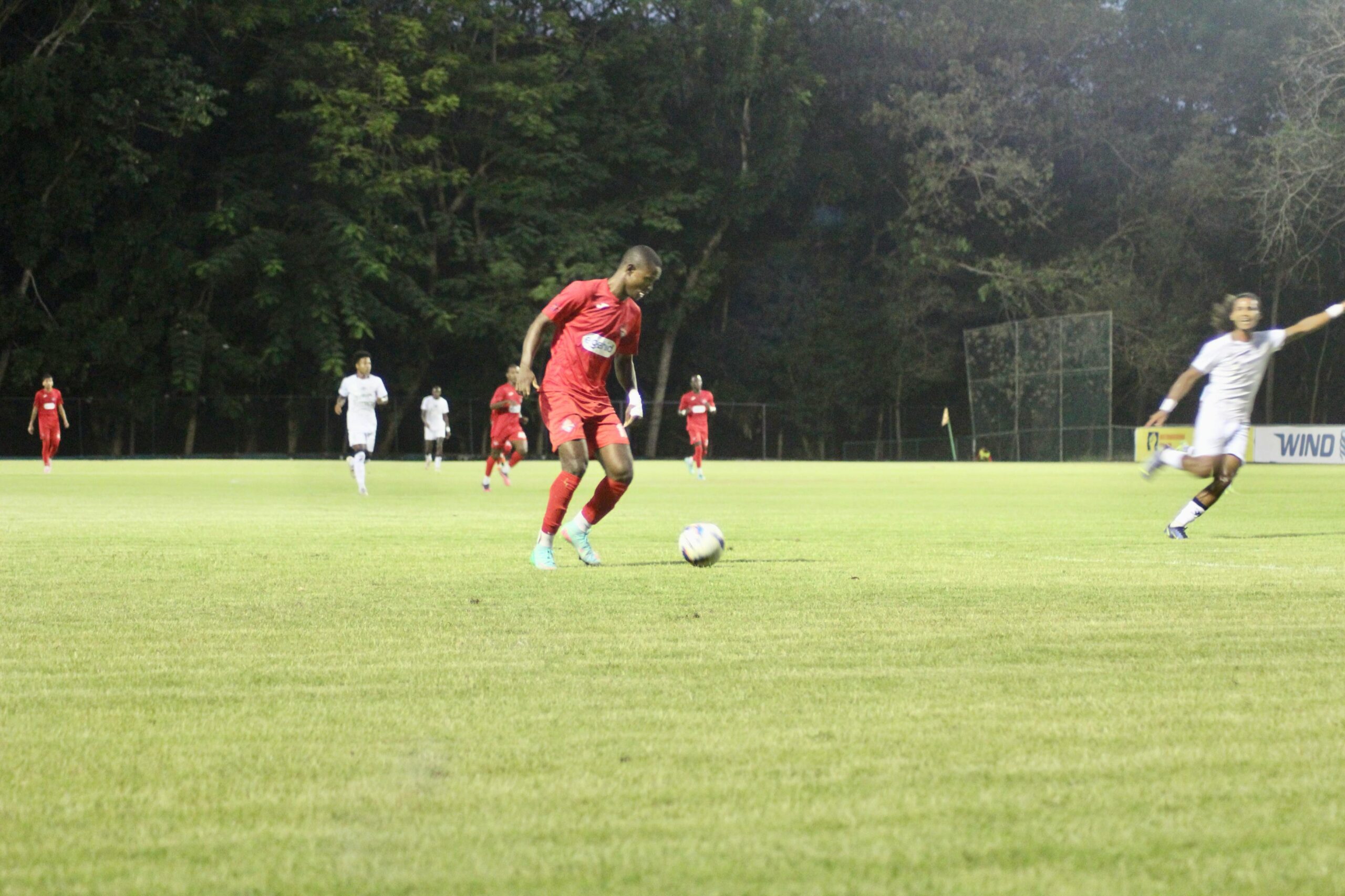 Atlético San Cristóbal cae ante Atlético Pantoja en la jornada 10 de la Copa LDF