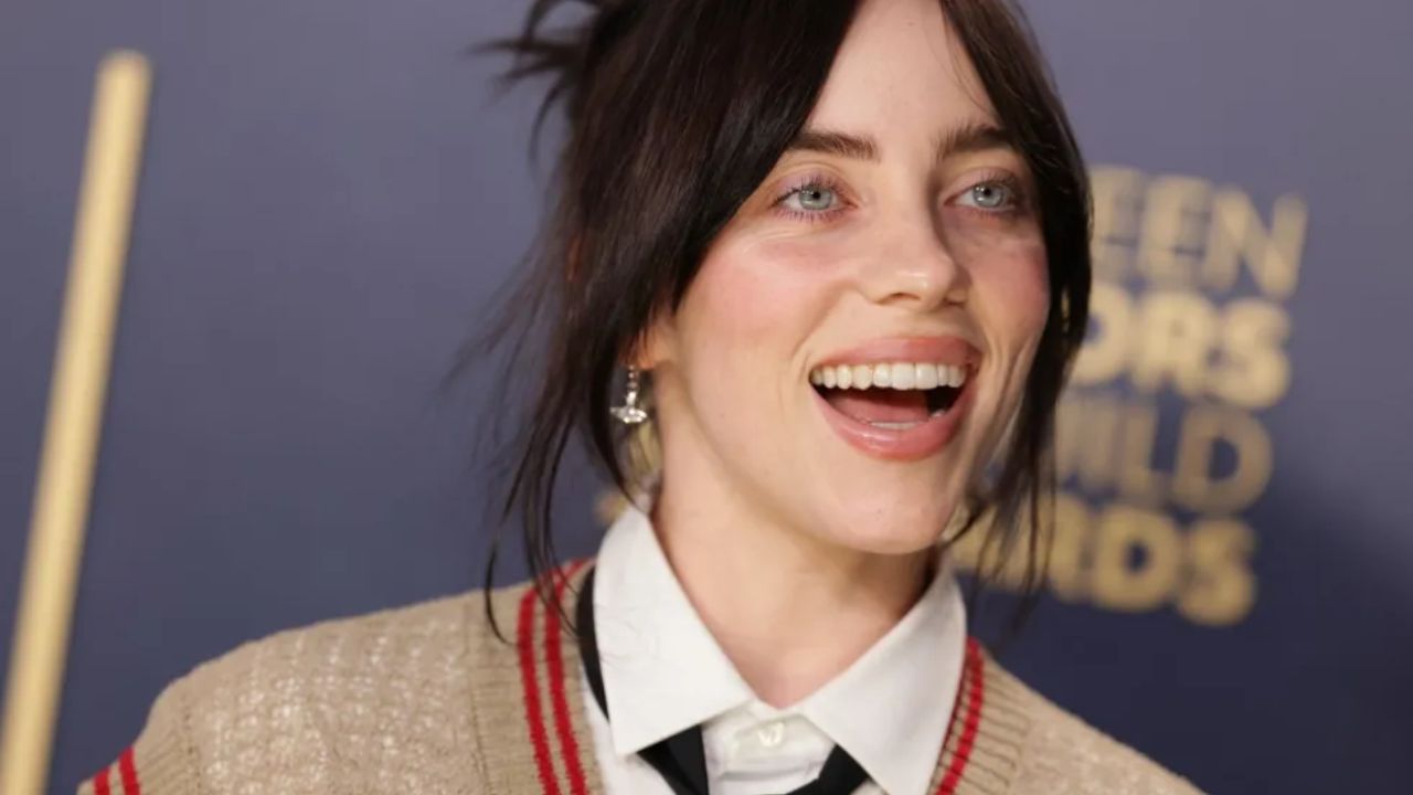 Billie Eilish marca un hito con "Birds of a Feather" en billboard