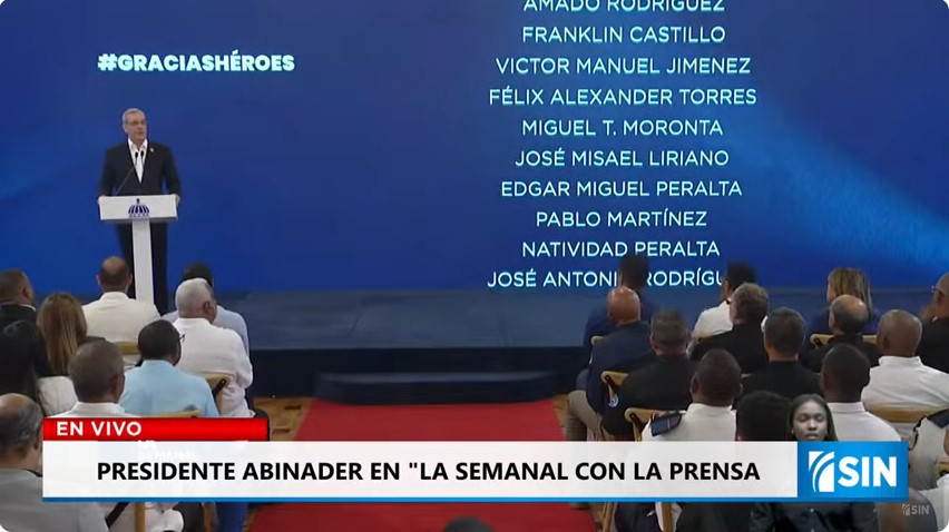 Presidente anuncia condecorarán equipos de rescate de la tragedia Jet Set
