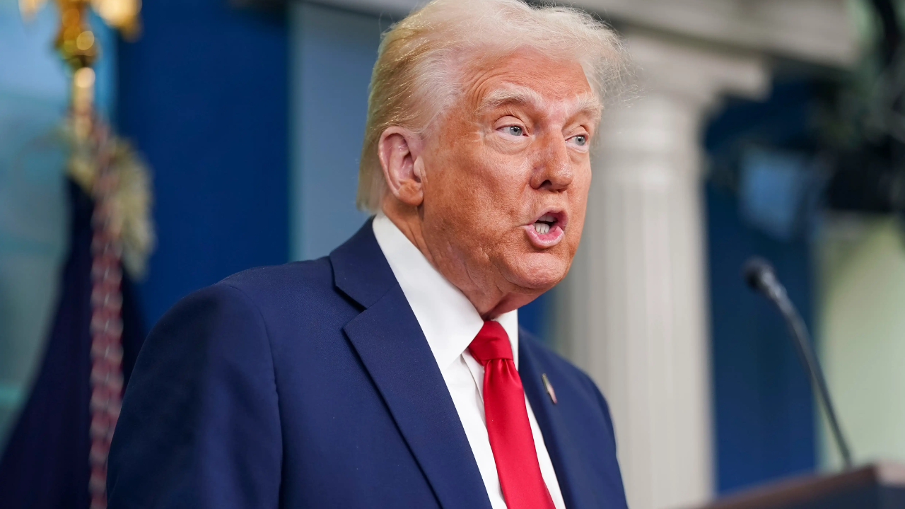 Trump dice que no se puede juzgar a todos los criminales, sino que se deben sacar de EEUU