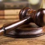 Condenan a 15 años de prisión a hombre que mató a otro al que apuñaló en un centro de diversión