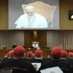 El papa confirma que adoptó su nombre por el ejemplo de León XIII y su «Rerum novarum»