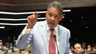 Legisladores del PRM respaldan proyecto sobre libertad de expresión y medios digitales