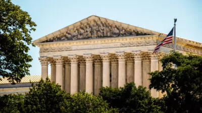 Tribunal Supremo permite a Trump retirar residencia temporal a migrantes de Haití, Venezuela, Cuba y Nicaragua