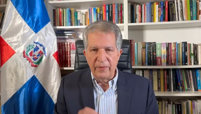 Presidente del Foro Cívico critica a Abinader por tratar migración como asunto de seguridad nacional