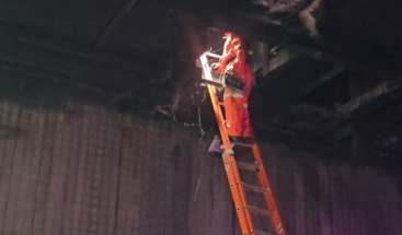 Denuncian delincuentes han robado dos veces luces del parque Cruz Jiminián en Cristo Rey