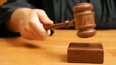 Condenan a 20 años de prisión a hombre que asesinó a su expareja en hotel de Ciudad Nueva