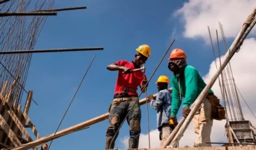 Presidente Abinader inicia construcción de una extensión de la UASD en Neyba