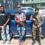 Arrestan sargento y raso del ERD con inmigrantes indocumentados en San Juan de la Maguana