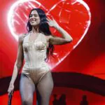 Dua Lipa conquista Madrid con un homenaje inesperado a Enrique Iglesias