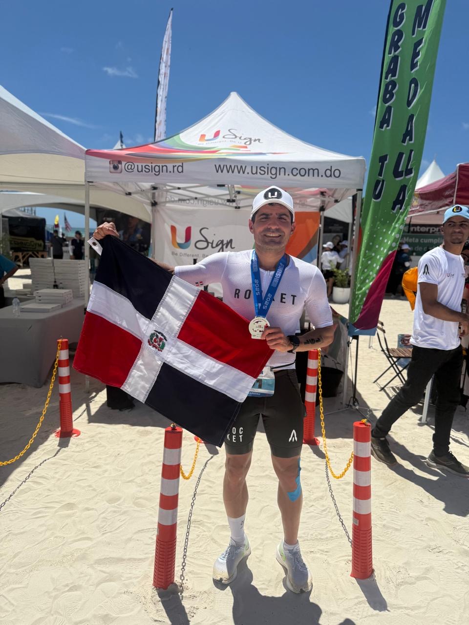 Primer Dominicano en Ganar el Ironman en Cap Cana 2025