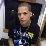 Captado en video enfrentamiento a tiros que dejó un fallecido y un herido en San Francisco de Macorís