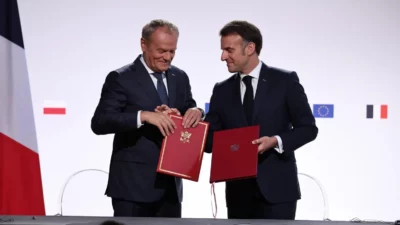 Francia garantiza a Polonia un despliegue militar en menos de 30 días si fuera atacada