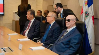 Hipólito Mejía califica como “un paso importante por la patria” la reunión con expresidentes