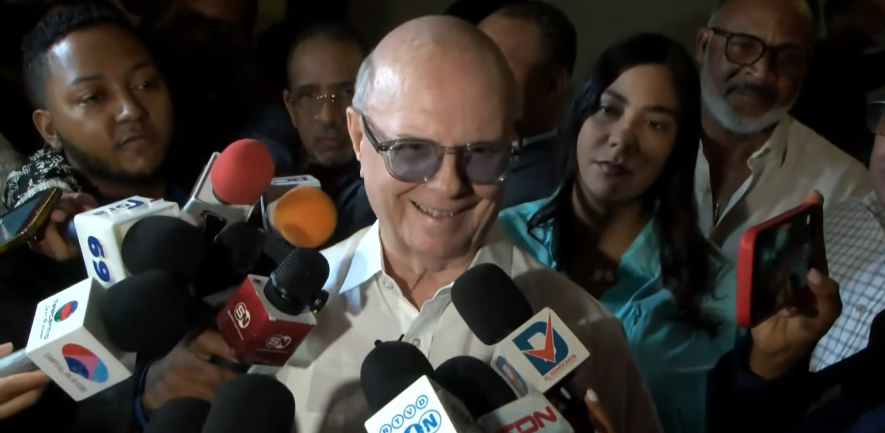 Hipólito Mejía presentará propuesta en reunión convocada por Abinader