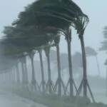 Recortes de Trump ponen en riesgo sistemas globales de alerta de huracanes, advierte experto