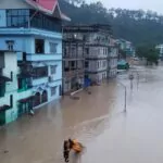 Al menos 14 muertos y 16 heridos por fuertes lluvias en el oeste de la India