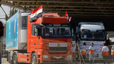 Israel dice que en los «próximos días» decenas de camiones con ayuda entrarán en Gaza