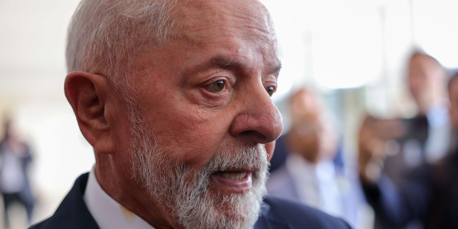 Lula reitera a Putin el deseo de Brasil de contribuir a la paz en Ucrania