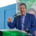 Leonel Fernández reitera disposición al diálogo migratorio propuesto por el presidente Abinader