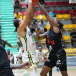 Mitchell lidera primera victoria de los Reales en la Súper Liga