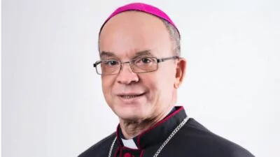«Cada papa responde al tiempo que necesita la iglesia», asegura obispo dominicano