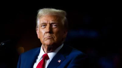 Los recortes de Trump en salud pública ponen en riesgo a 28,6 millones de latinos en EE. UU.