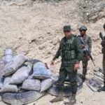 Autoridades incautan carbón y cigarrillos ilegales en operativo en Jimaní