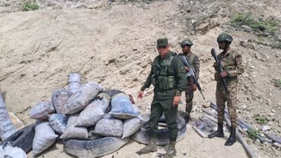 Autoridades incautan carbón y cigarrillos ilegales en operativo en Jimaní