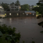 Fuertes lluvias provocan inundaciones en Monte Plata; 15 viviendas afectadas en Sabana Grande de Boyá