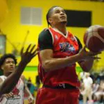 Villa Francisca consigue boleto a la serie final en torneo baloncesto de Segunda División DN