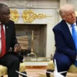Tensa reunión entre Trump presidente sudafricano para «genocidio» contra los blancos