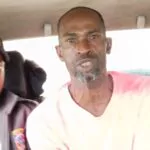 Capturan hombre captado en video golpeando un perro en la vía pública en Monte Plata