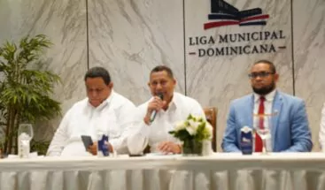 Acusa al gobierno de manipular informaciones sobre participación de Leonel como observador en Venezuela
