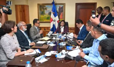 Antoliano aclara que reforma constitucional afectaría solo a Abinader y no a Leonel Fernández