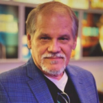 Muere José Pérez, creador de ‘Despierta América’, ‘Caliente’, ‘Escándalo TV’ y otros programas icónicos de Univisión