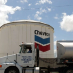 Venezuela dice que campos petroleros siguen operativos pese al fin de licencia de Chevron