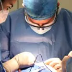 Avance médico en Kenia: primera cirugía mundial devuelve sensibilidad a amputados