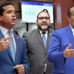 Senadores respaldan propuesta de Omar Fernández que inhabilita de por vida a funcionarios reincidentes en tráfico de haitianos