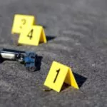 Cinco muertos y varios heridos en tiroteo durante asalto a punto de drogas en Loma de Cabrera