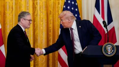 Trump desvela acuerdo comercial con el Reino Unido, que «consolidará» la relación con EEUU