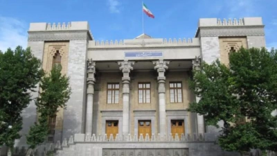 Reino Unido convoca al embajador de Irán por la actividad de espionaje de tres iraníes