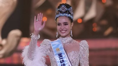 La tailandesa Opal Suchata Chuangsri gana el Miss Mundo en la India