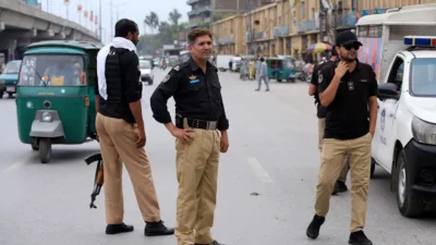 Los Ejércitos de India y Pakistán hablarán de nuevo el 12 de mayo tras alcanzar un alto el fuego