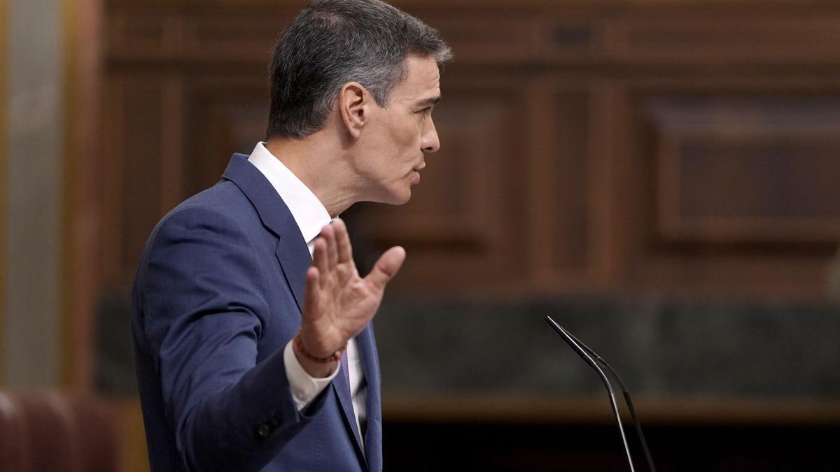 Pedro Sánchez advierte que la filtración de mensajes privados es "un delito"
