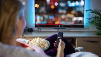 ¿Por qué repetimos las películas una y otra vez? Esto es lo que dice la ciencia