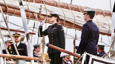 La princesa Leonor y el buque Juan Sebastián Elcano zarpan hacia Santo Domingo