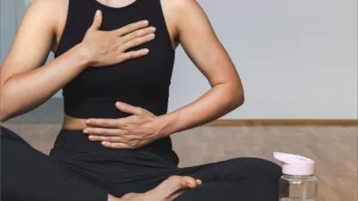 Los beneficios de la respiración abdominal para el cuerpo y la mente